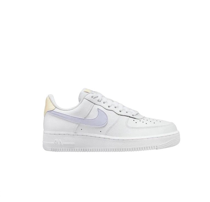 NIKE AIR FORCE 1 07 SNEAKER MAAT 40