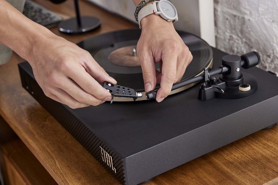 JBL Spinner BT - Platenspeler met Bluetooth - Goud