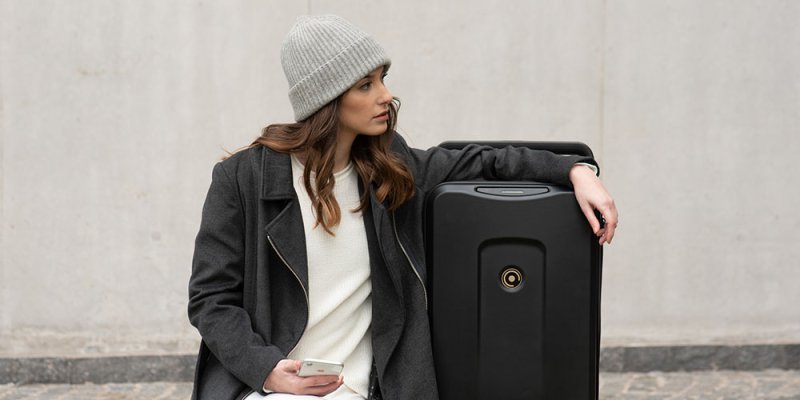 PLEVO THE RUNNER Black - Premium rolkoffer