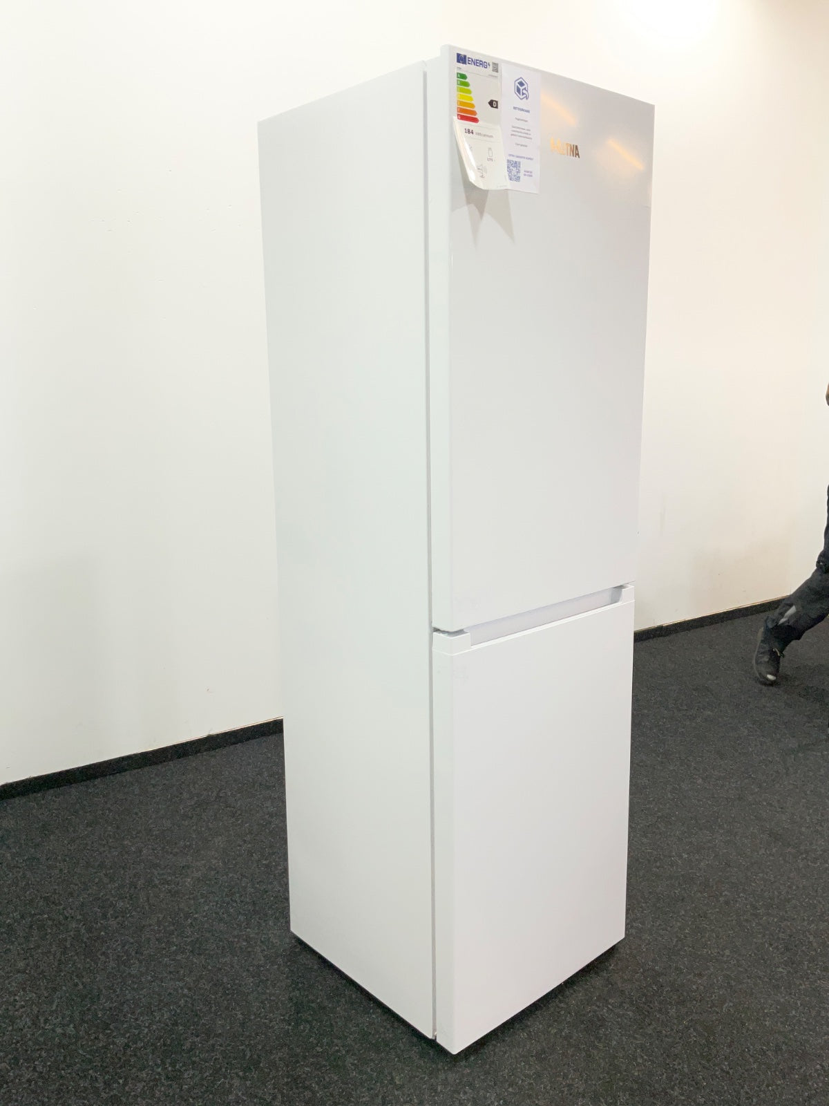 ETNA KCV282NWIT - Vrijstaande Koel vriescombinatie - 182 cm - Wit - No Frost - Extra groot Vriesvak - 50/50