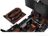 LEGO Icons Pirates of the Caribbean - Het Piratenschip van Kapitein Jack Sparrow - 10365