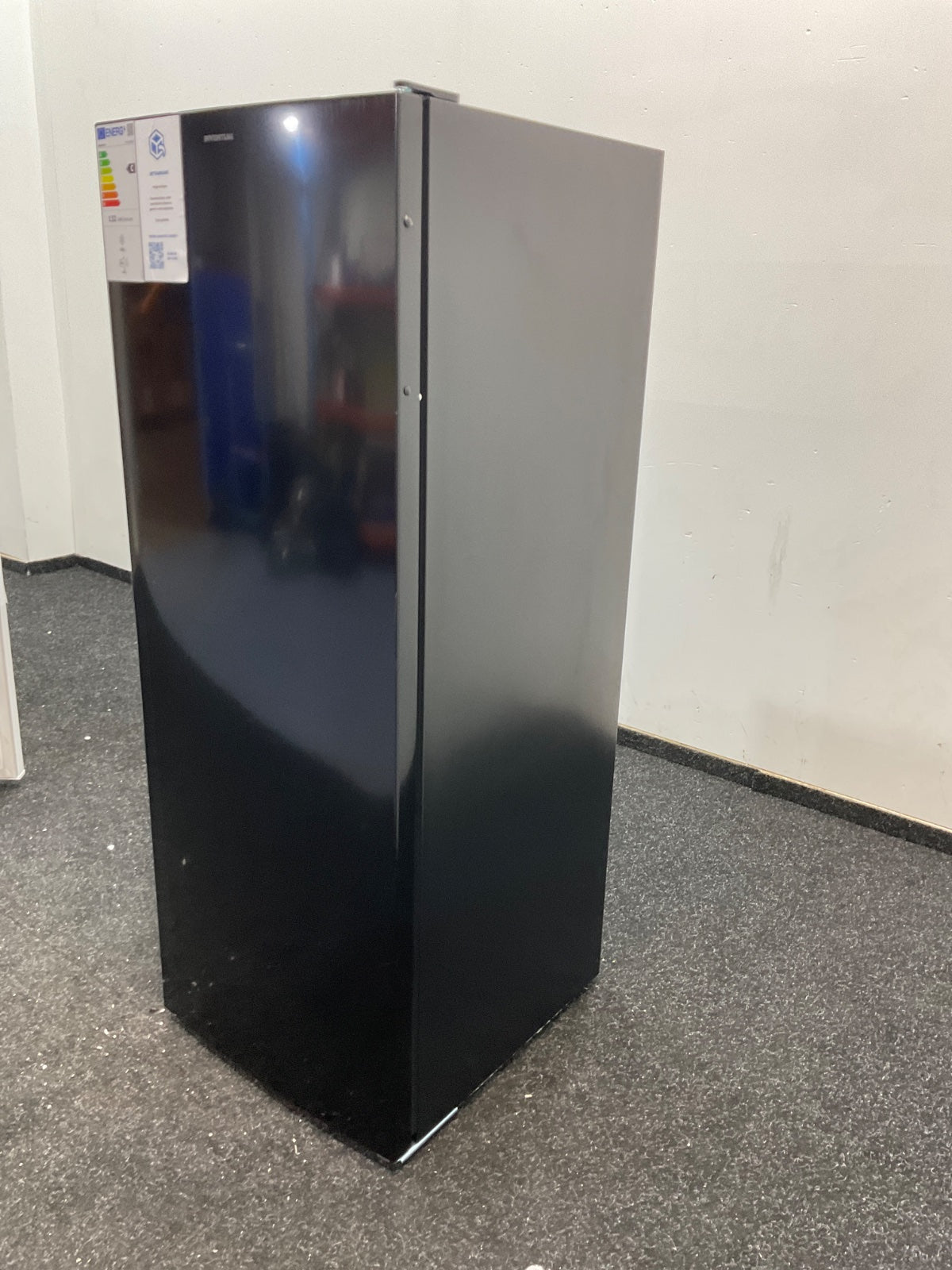 Inventum vrieskast VR1430B - Vrijstaand - Zwart 143cm