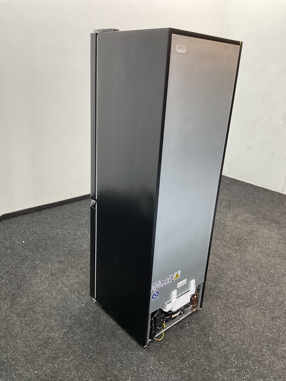Inventum koelkast KV1500B - Zwart 150 cm
