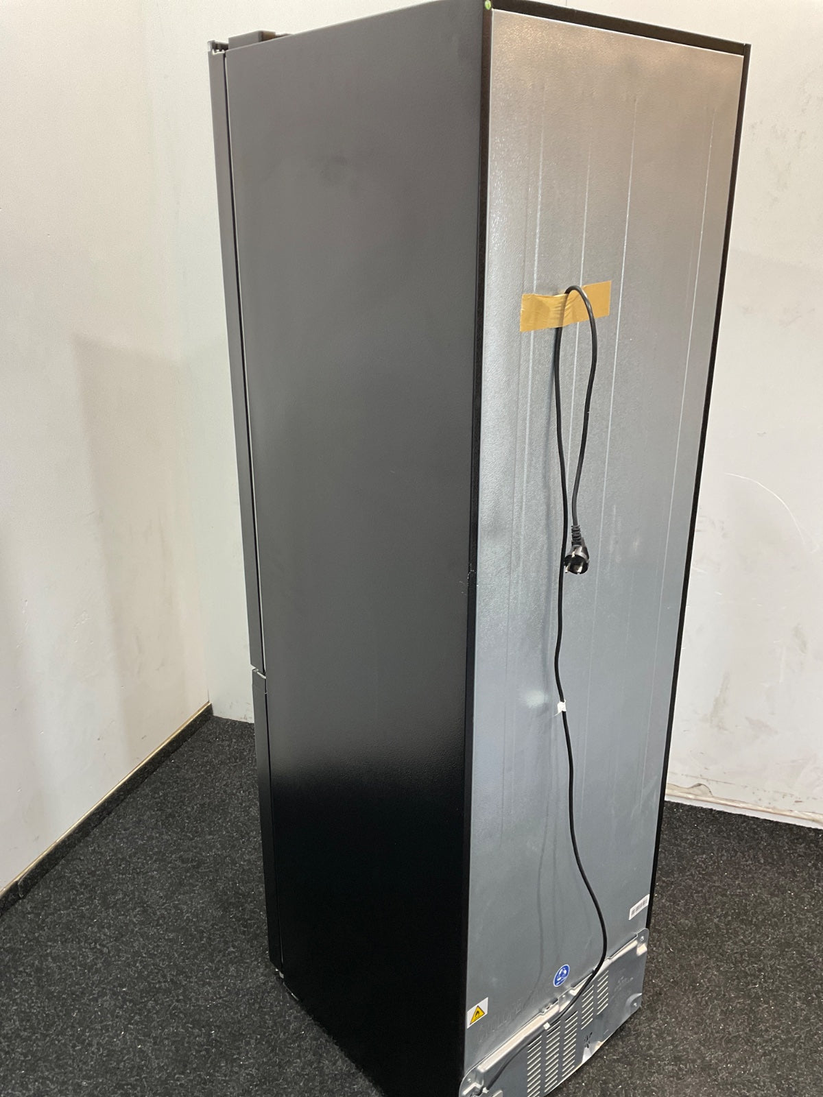 Inventum koelkast KV2010B - 201 cm hoog - Zwart