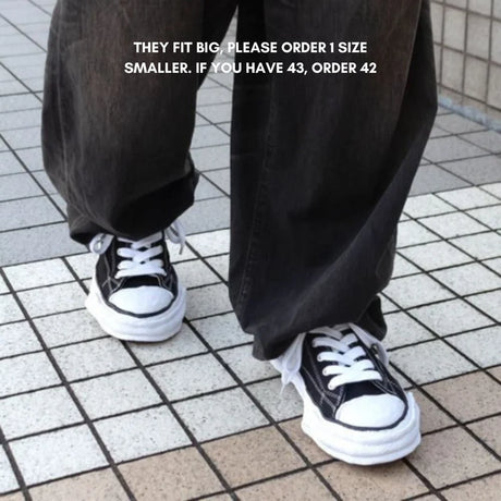 Maison Mihara Yasuhiro Peterson Sneakers - Maat 43