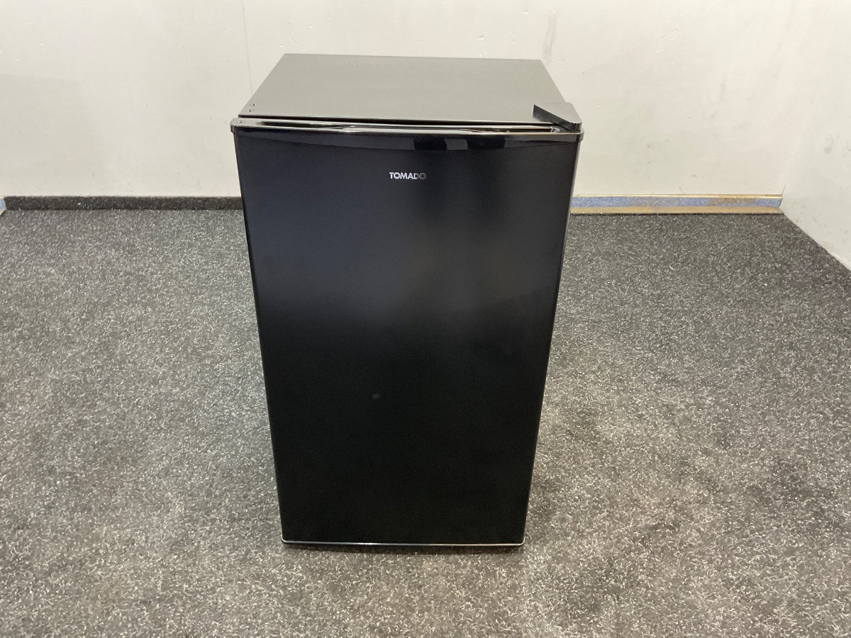 Tomado koelkast TRT4702B - Tafelmodel met vriesvak - Zwart
