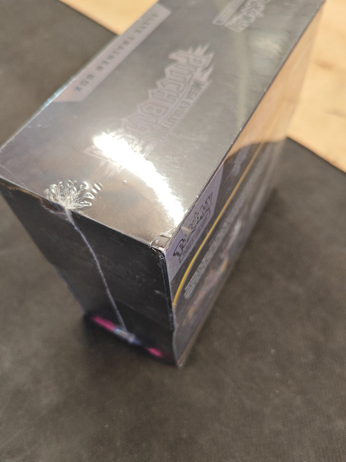 Pokémon TCG Mega Evolution Pitch Black Elite Trainer Box