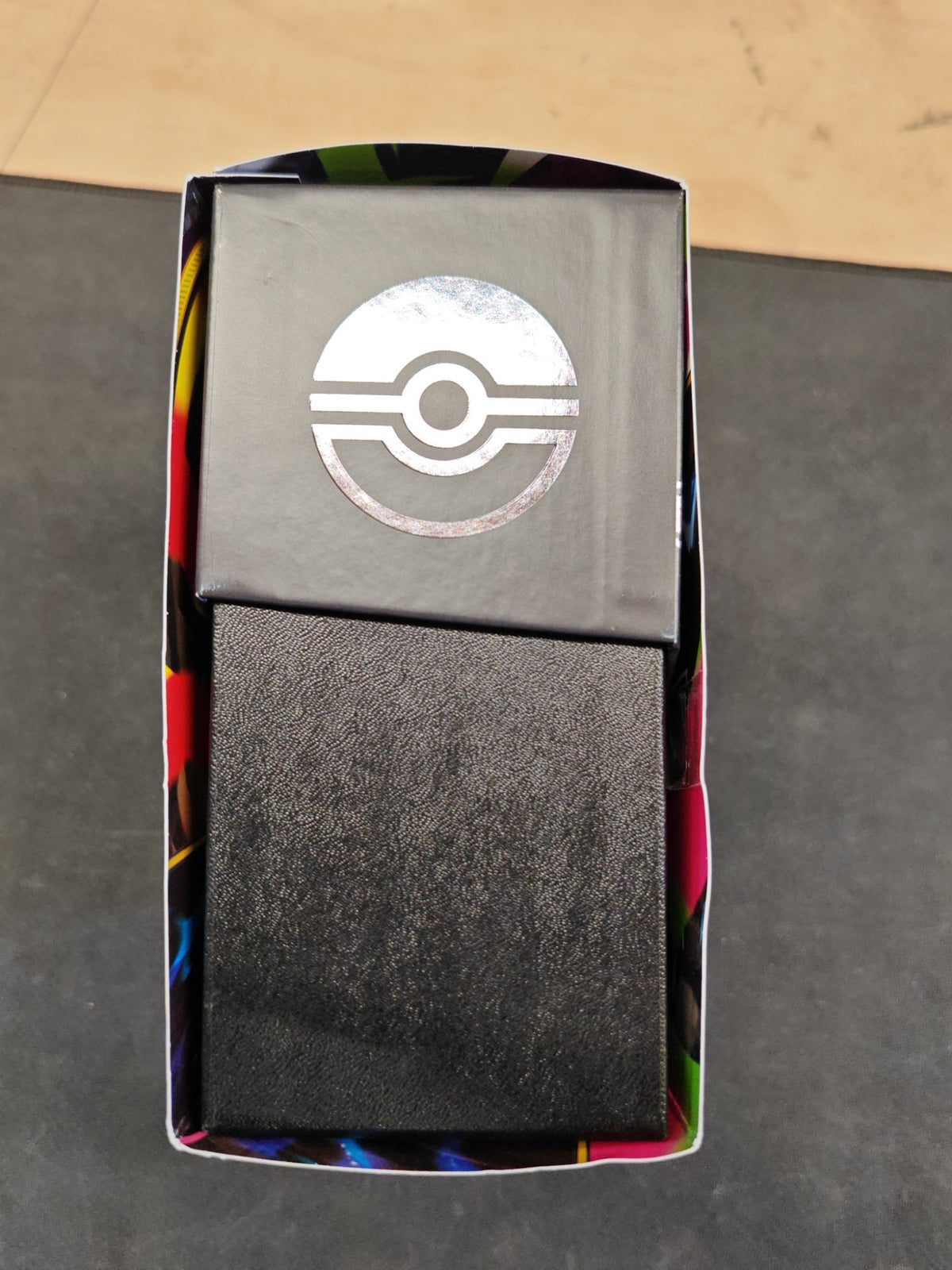 Pokémon TCG Mega Evolution Pitch Black Elite Trainer Box