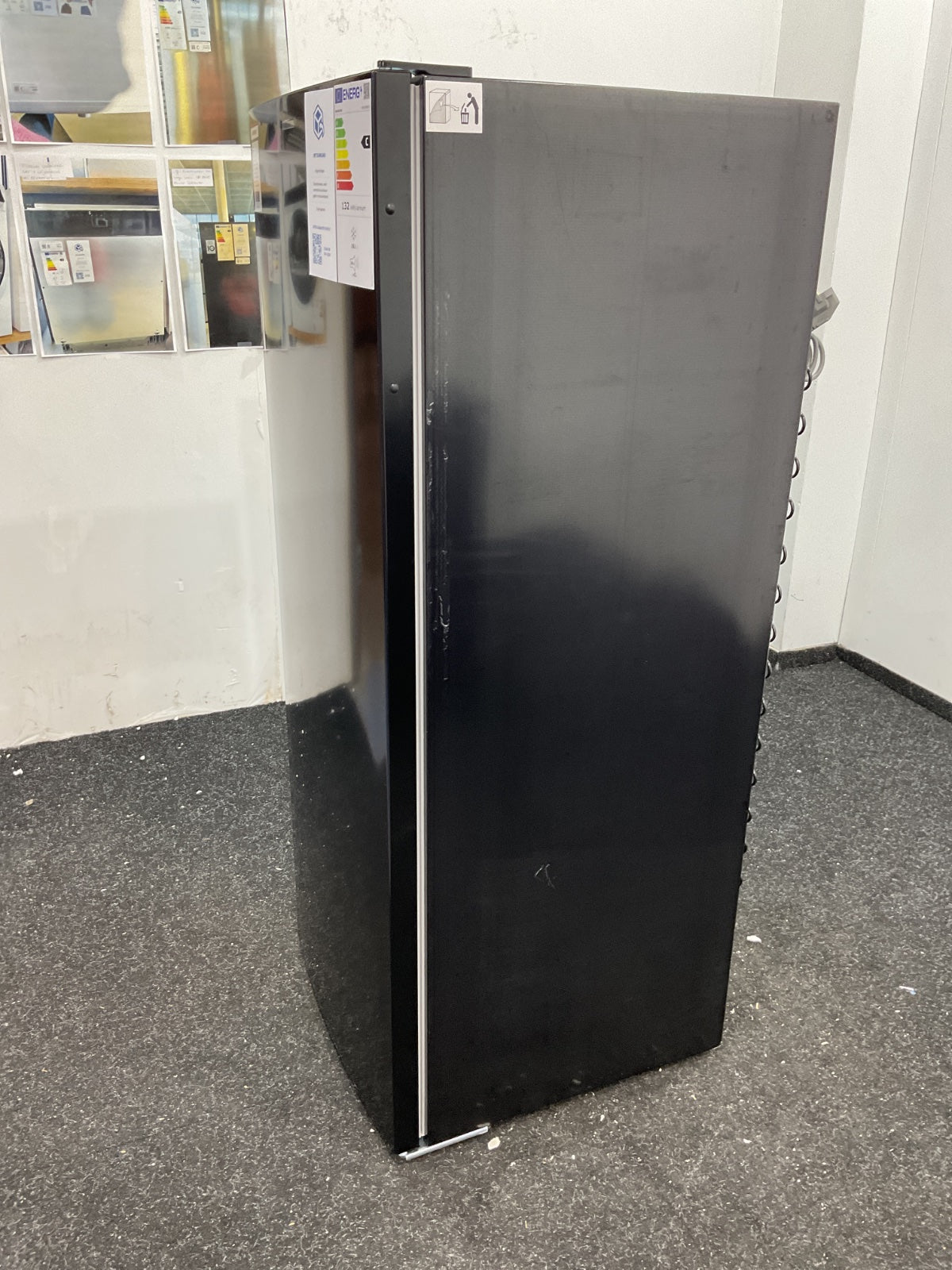 Inventum vrieskast VR1430B - Vrijstaand - Zwart 143cm