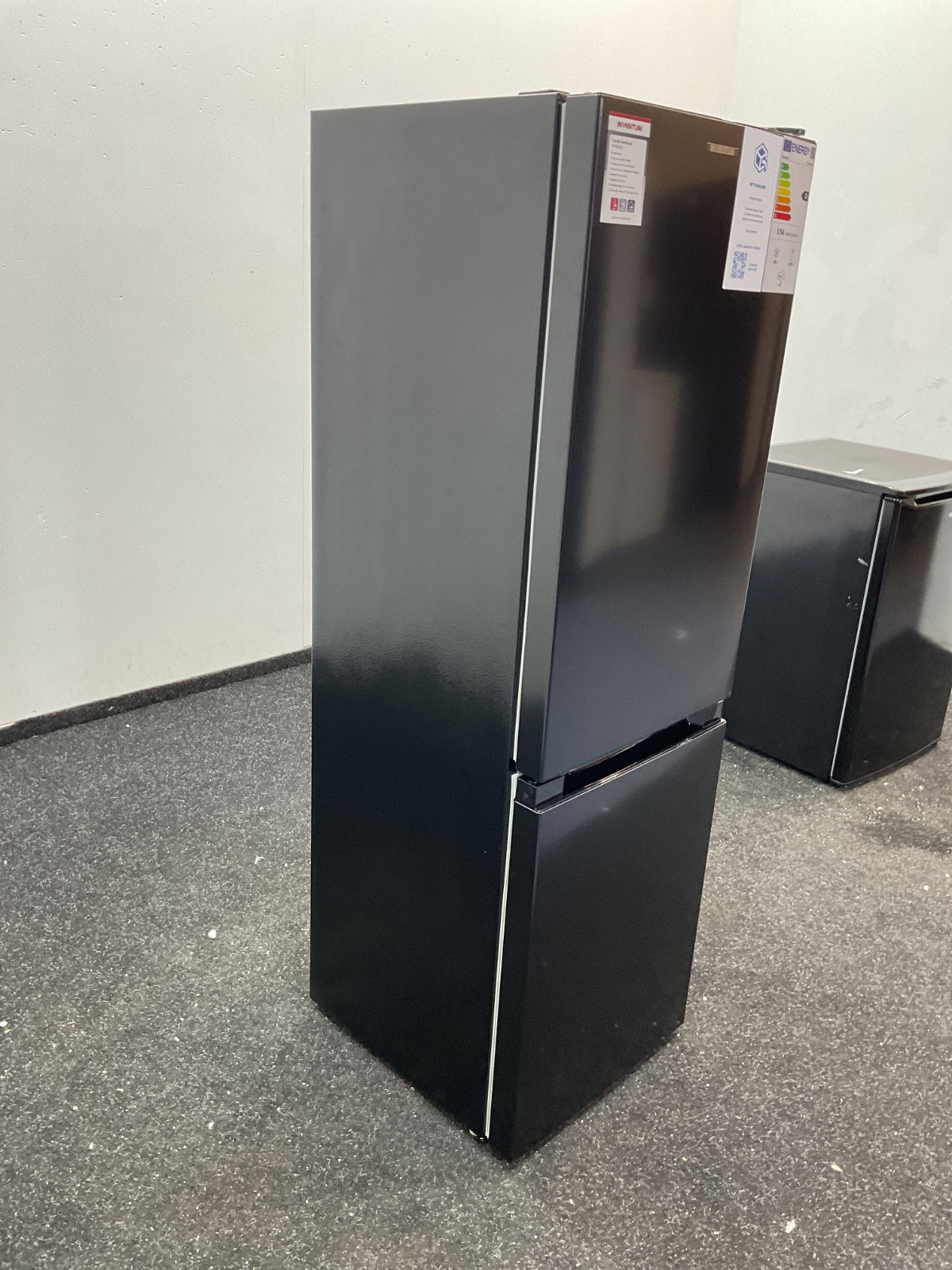 Inventum koelkast KV1500B - Zwart 150cm
