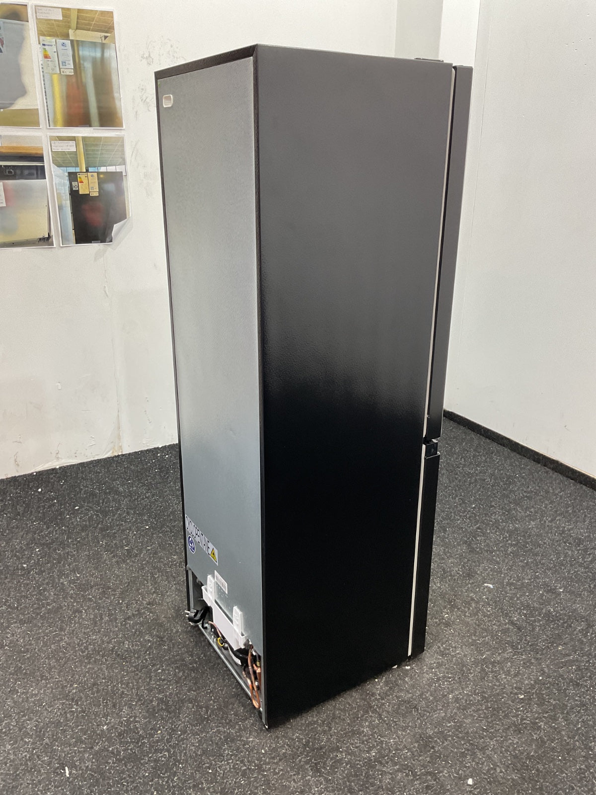 Inventum koelkast KV1500B - Zwart 150cm