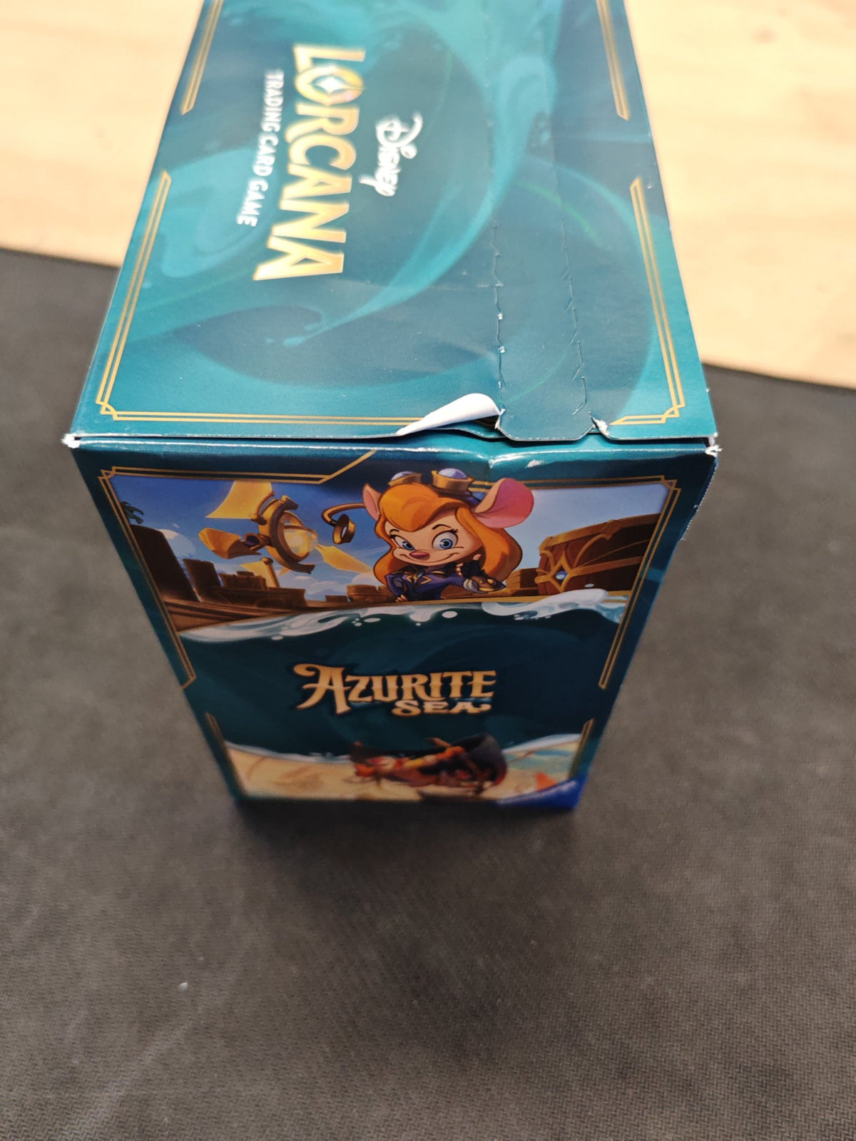 Ravensburger Disney Lorcana TCG Azurite Sea llumineer's Trove (Engelstalig)