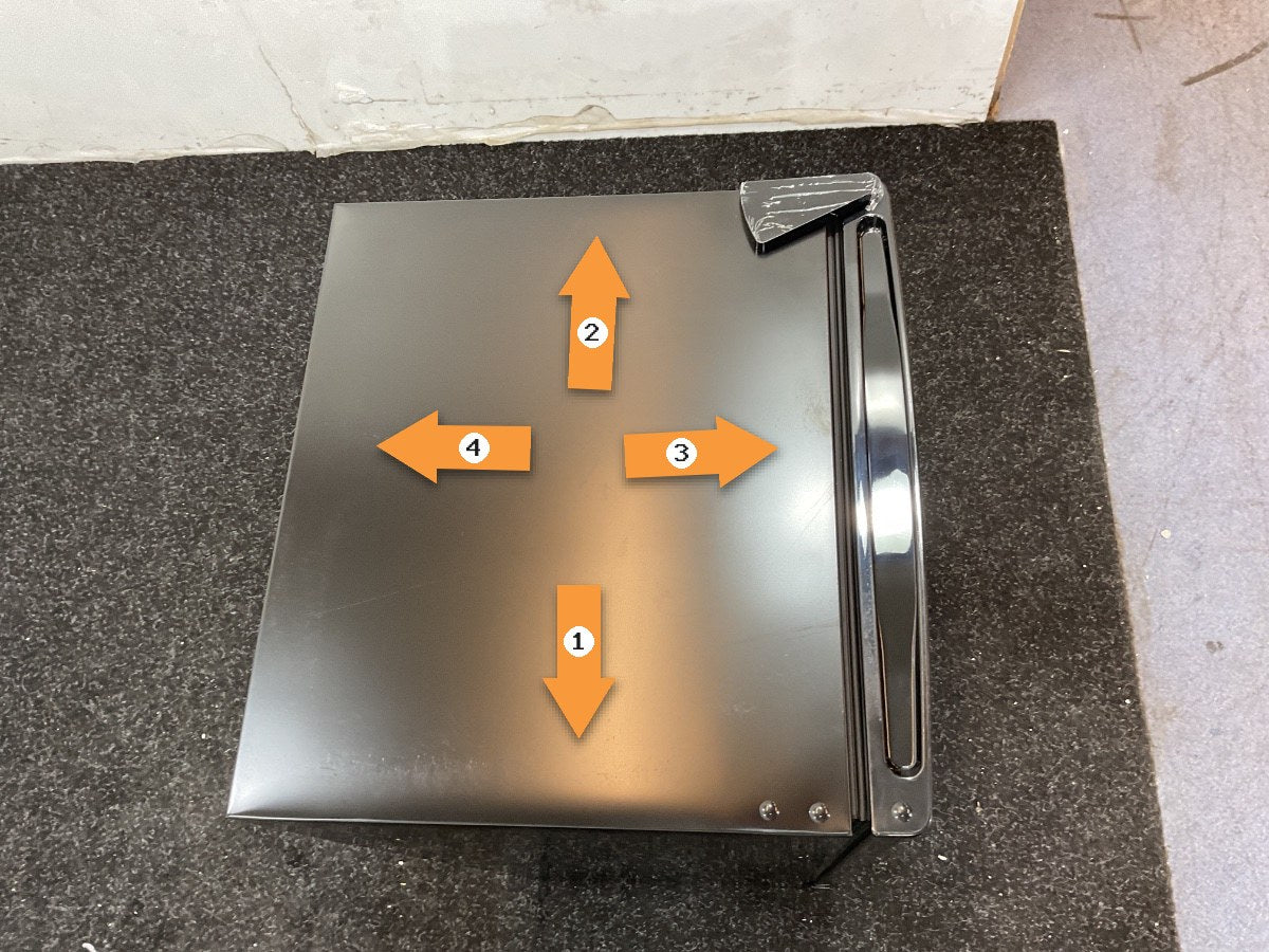 Tomado vrieskast TFT4702B - Tafelmodel - Zwart