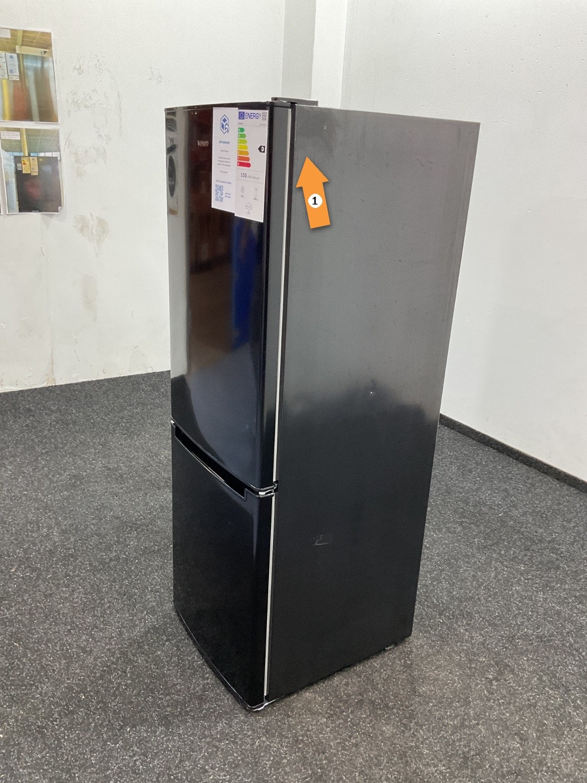 Tomado koelkast TCR1420B - Zwart 143 cm