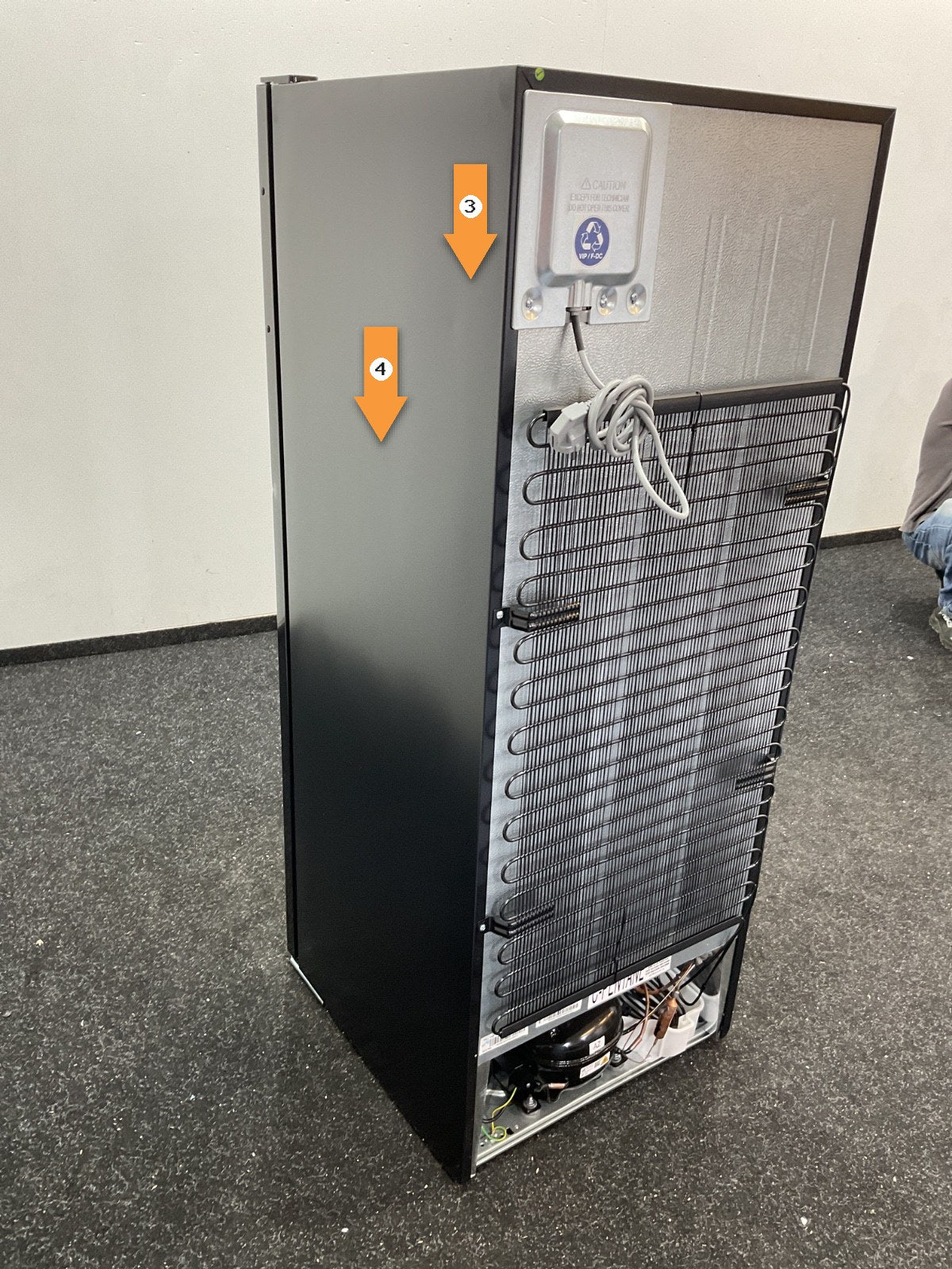 Inventum vrieskast VR1430B - Vrijstaand - Zwart