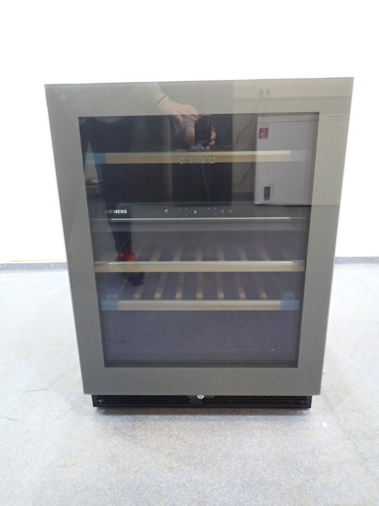 Siemens wijnklimaatkast KW16KATGB