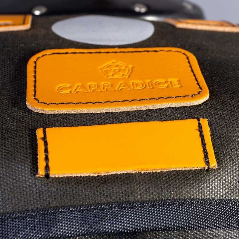 Nelson Longflap Saddlebag - 18L zwart