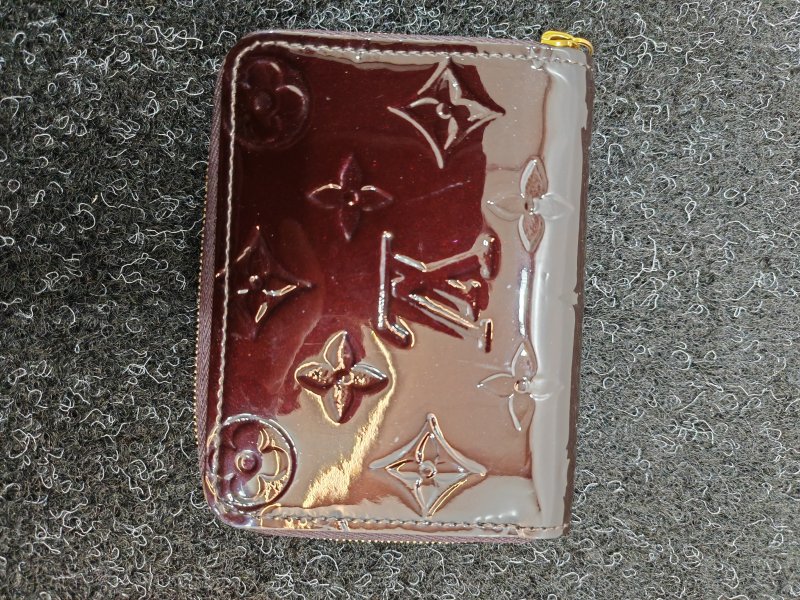 Louis Vuitton Amarante Monogram Vernis Zippy Coin Purse