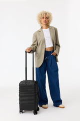 Beis - Small Carry-On Roller – Trolley in Mat Zwart