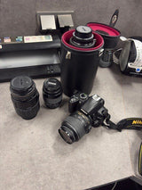 Nikon – ED AF Nikkor 80-200mm f/2.8 + 2 Extra Lenzen + Nikon D3000 Body