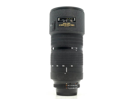 Nikon – ED AF Nikkor 80-200mm f/2.8 + 2 Extra Lenzen + Nikon D3000 Body