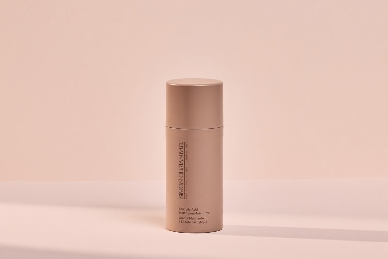 Simon Ourian M.D. - Salicylic Acid Mattifying Moisturizer – 3 maanden