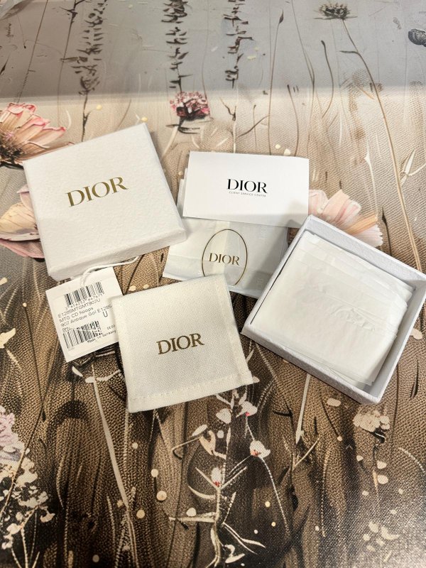 Dior - 30 Montaigne-oorbellen - 2e kans