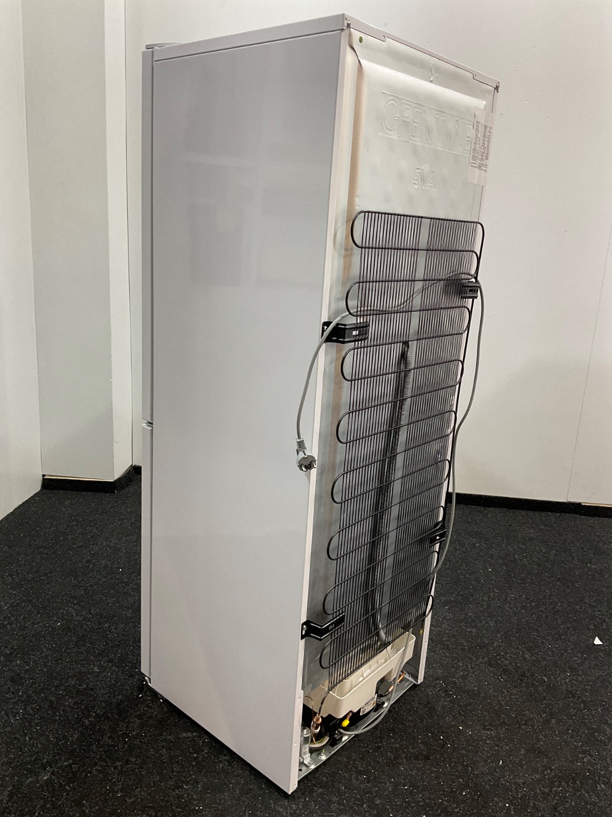 Beko koelkast RCSA240K40WN - Vrijstaand - Wit