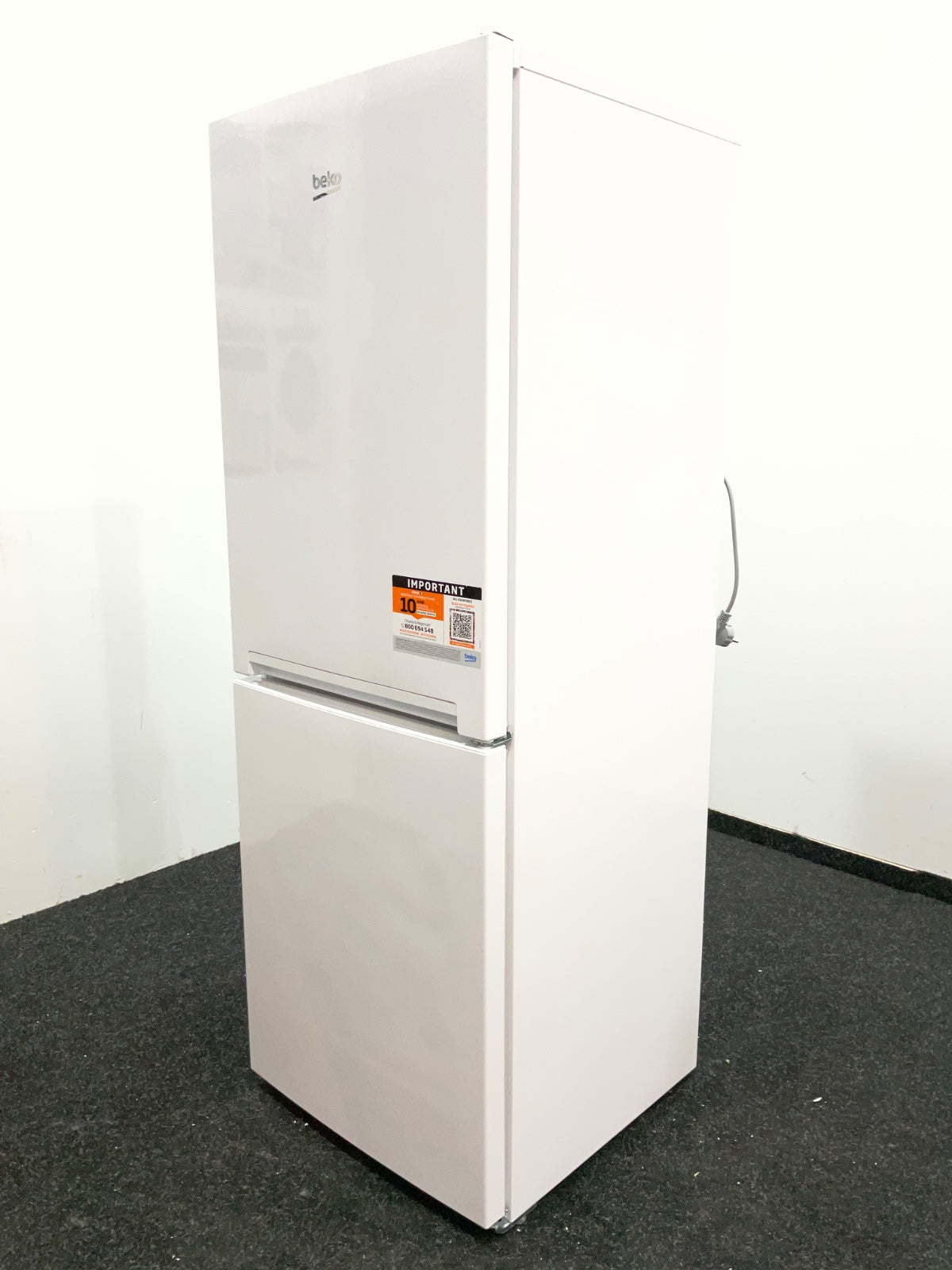 Beko koelkast RCSA240K40WN - Vrijstaand - Wit