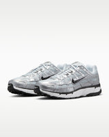 Nike sportschoenen/Sneakers P-6000 heren - maat 39