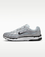 Nike sportschoenen/Sneakers P-6000 heren - maat 39