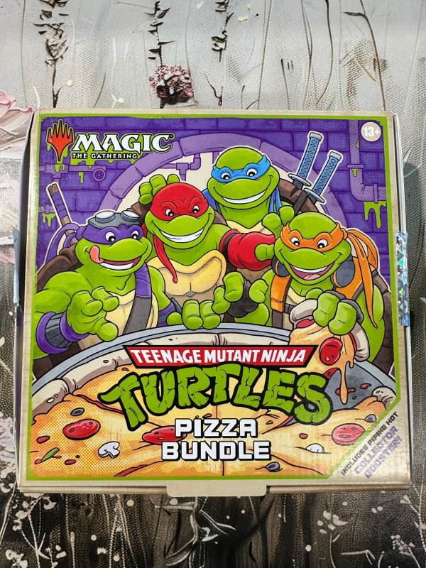 Magic: The Gathering - Teenage Mutant Ninja Turtles Pizza Bundle - EN