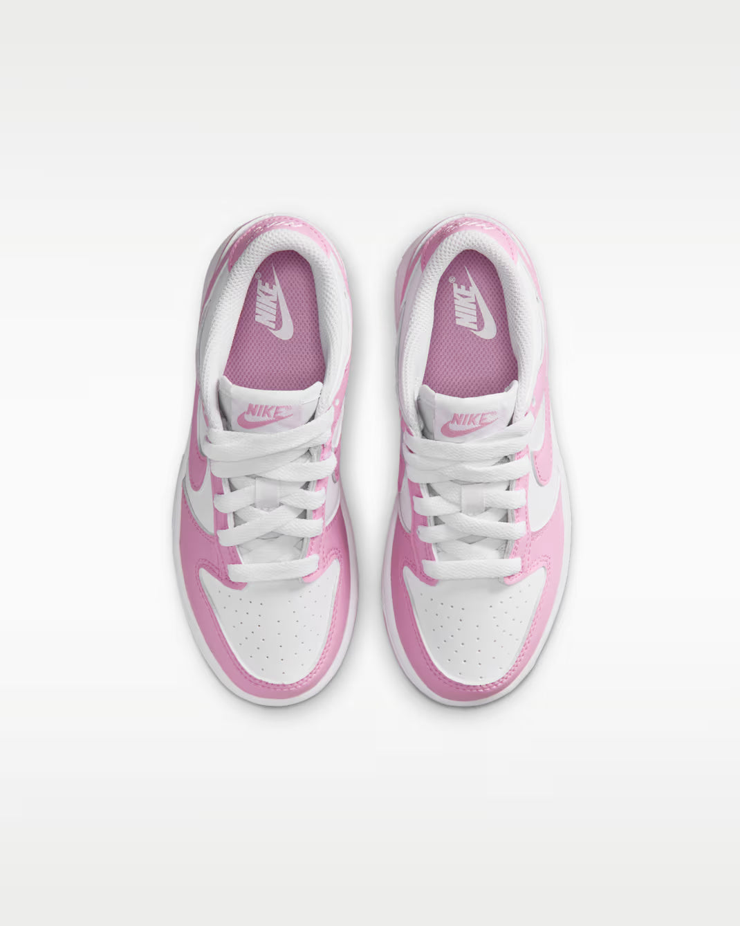 Nike Dunk Low - Meisjes kleuterschoenen - maat 28