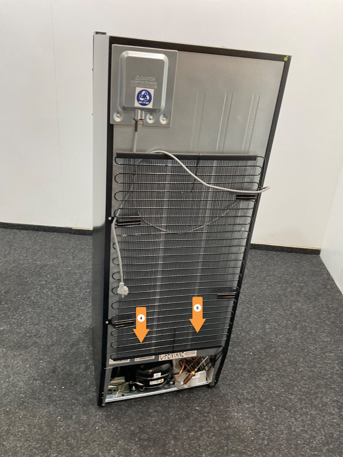 Inventum vrieskast VR1430B - Vrijstaand - Zwart