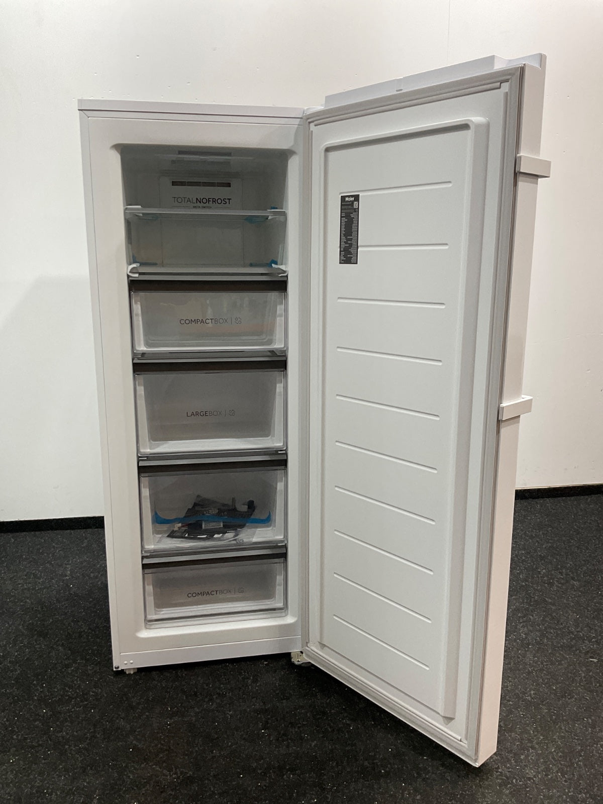 Haier vrieskast H4F226WEH1 - (tot -15°C ) - 226L (koelkast)