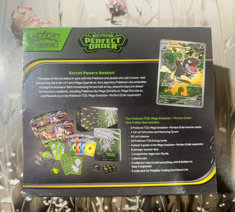 Pokemon: Perfect Order - Elite Trainer Box
