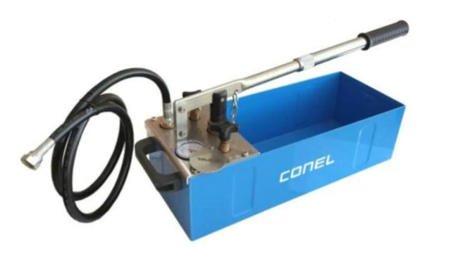CONEL druktestpomp 60 bar, 12 liter, met 2 ventielen, uitschuifbare hendel en hogedrukslang