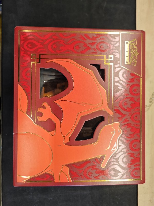 Pokémon Charizard ex Super Premium Collection - Trading Cards met figuur