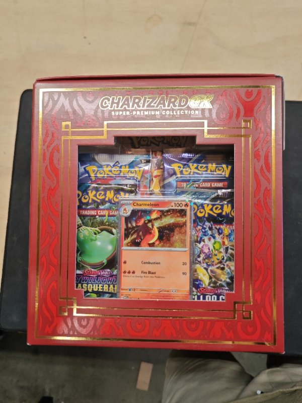 Pokémon Charizard ex Super Premium Collection - Trading Cards met figuur