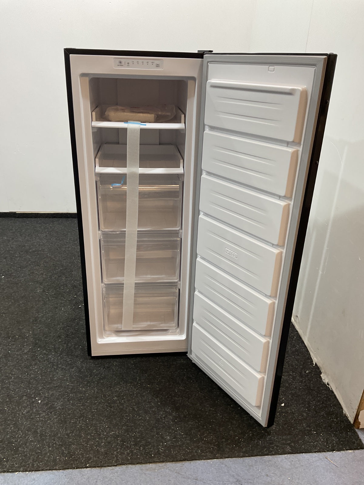 Inventum vrieskast VR1430B - Vrijstaand - Zwart