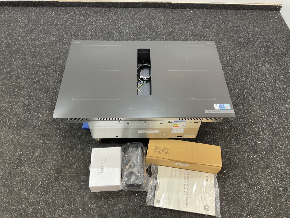 Bosch inbouw inductie kookplaat PVQ811H26E - Zwart - Geïntegreerde afzuiging