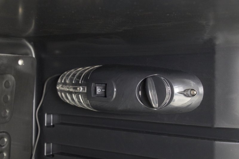 Husky KK110-CNS-NL-HU - Koeler - Met Glazen Deur - 130 Liter - 40dB - Zwart
