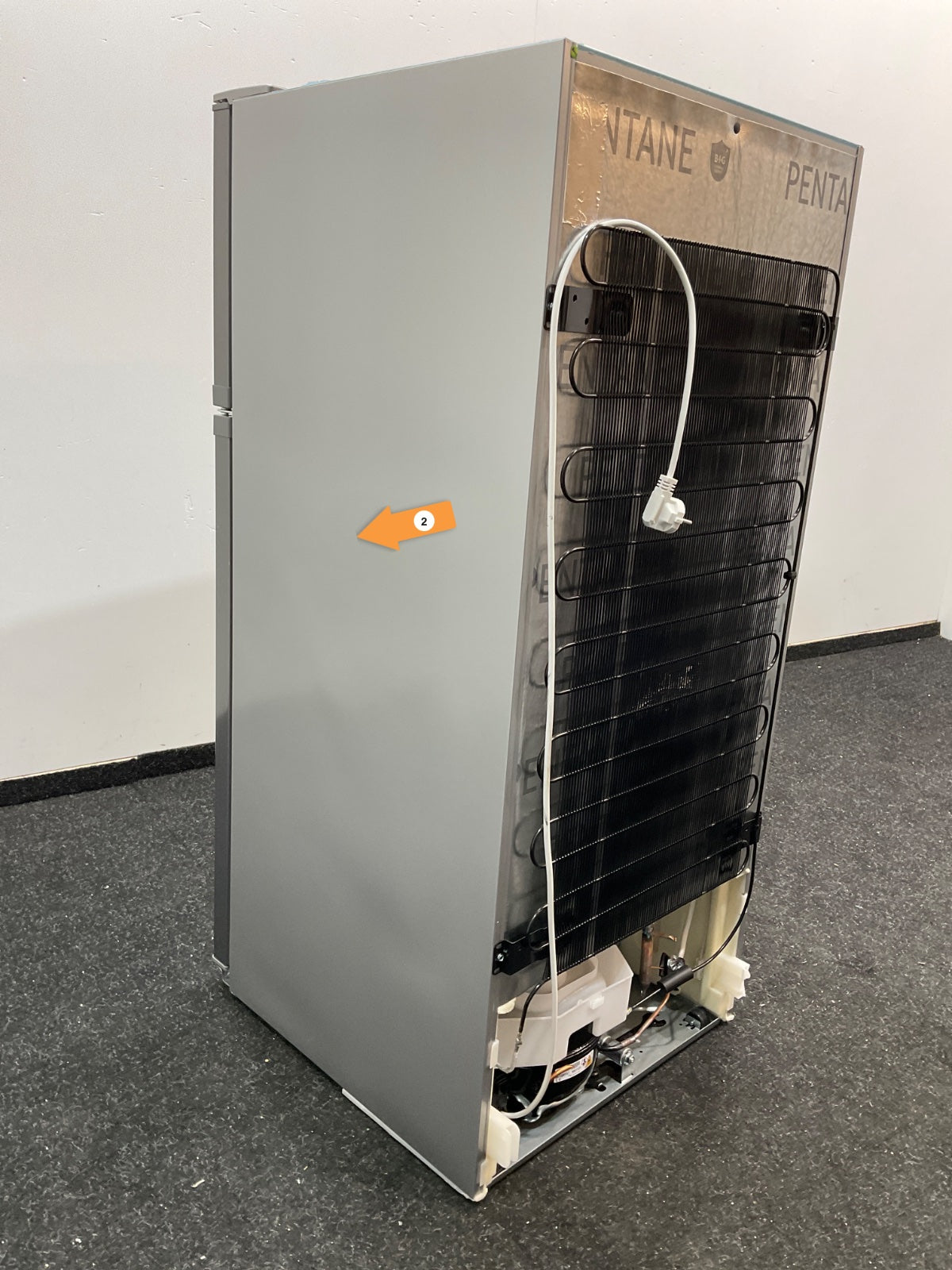Heinner HF-HS205SWDE++ Koel-vriescombinatie met Waterdispenser 