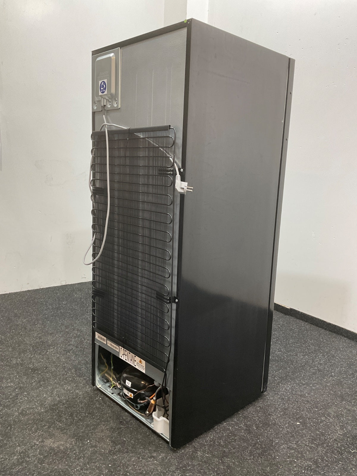 Inventum vrieskast VR1430B - Vrijstaand - Zwart