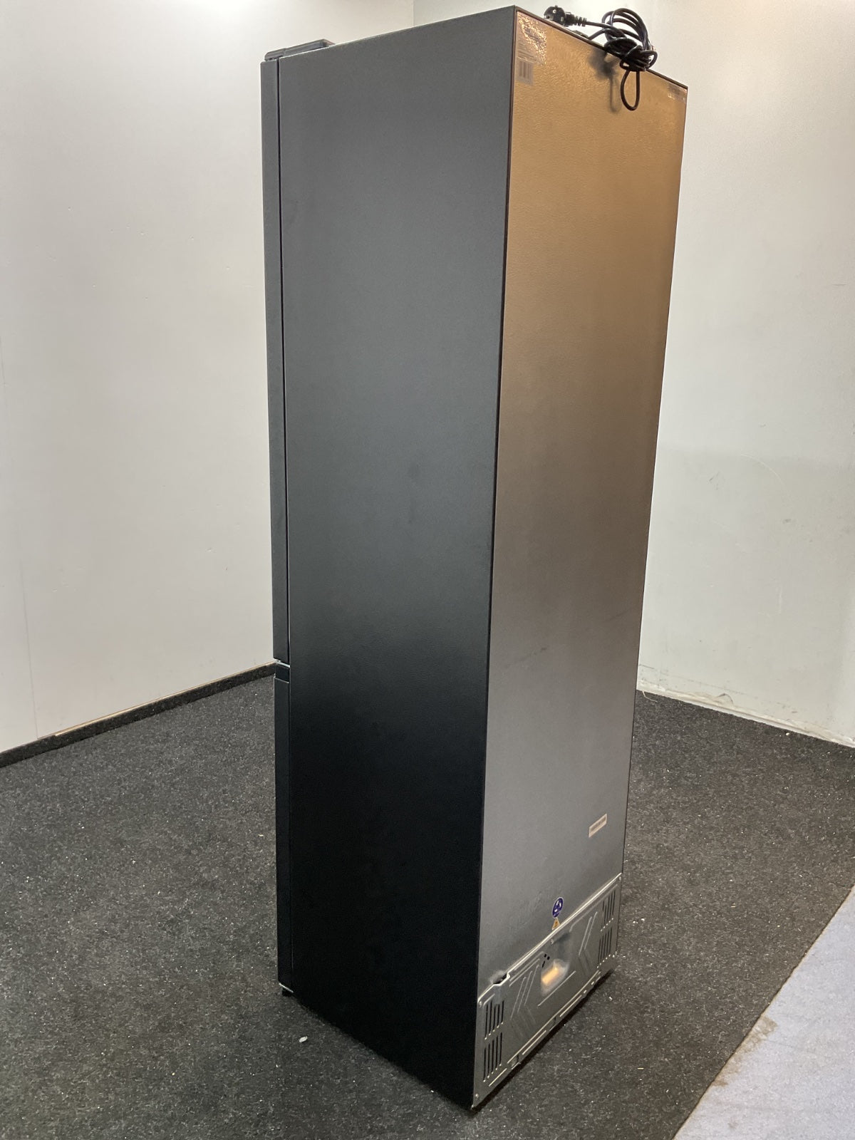 Hisense koelkast RB440N4AFA - No Frost - Zwart