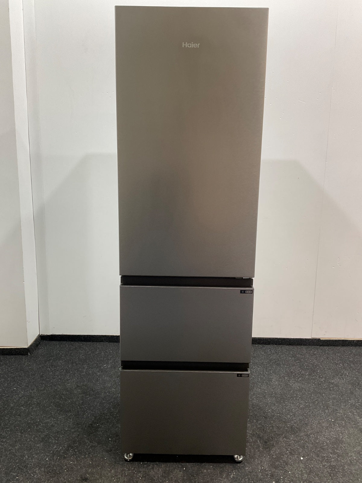 Haier koelkast HTR3518ENMX - Direct Access Lades - RVS