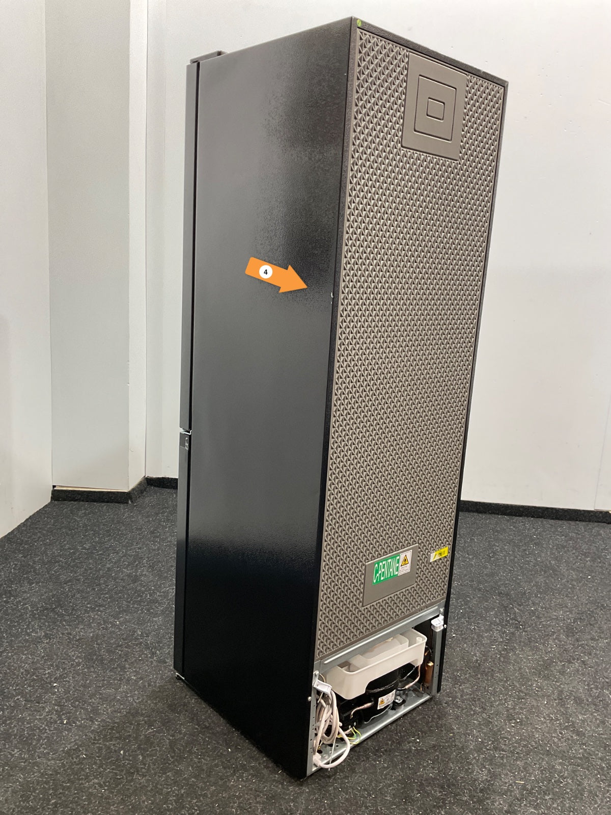 CHiQ koelkast FBM157L42 - Zwart RVS