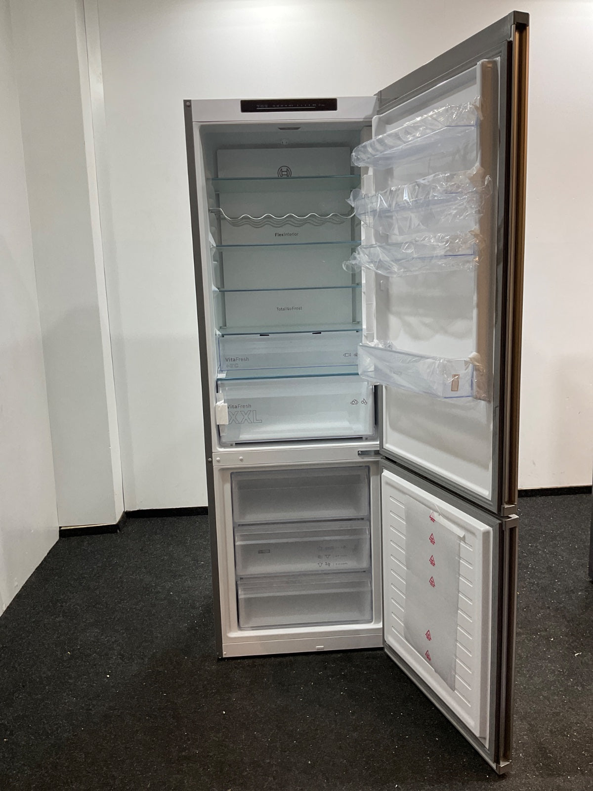 Bosch koelkast KGN492IAF - breed 70 cm - RVS