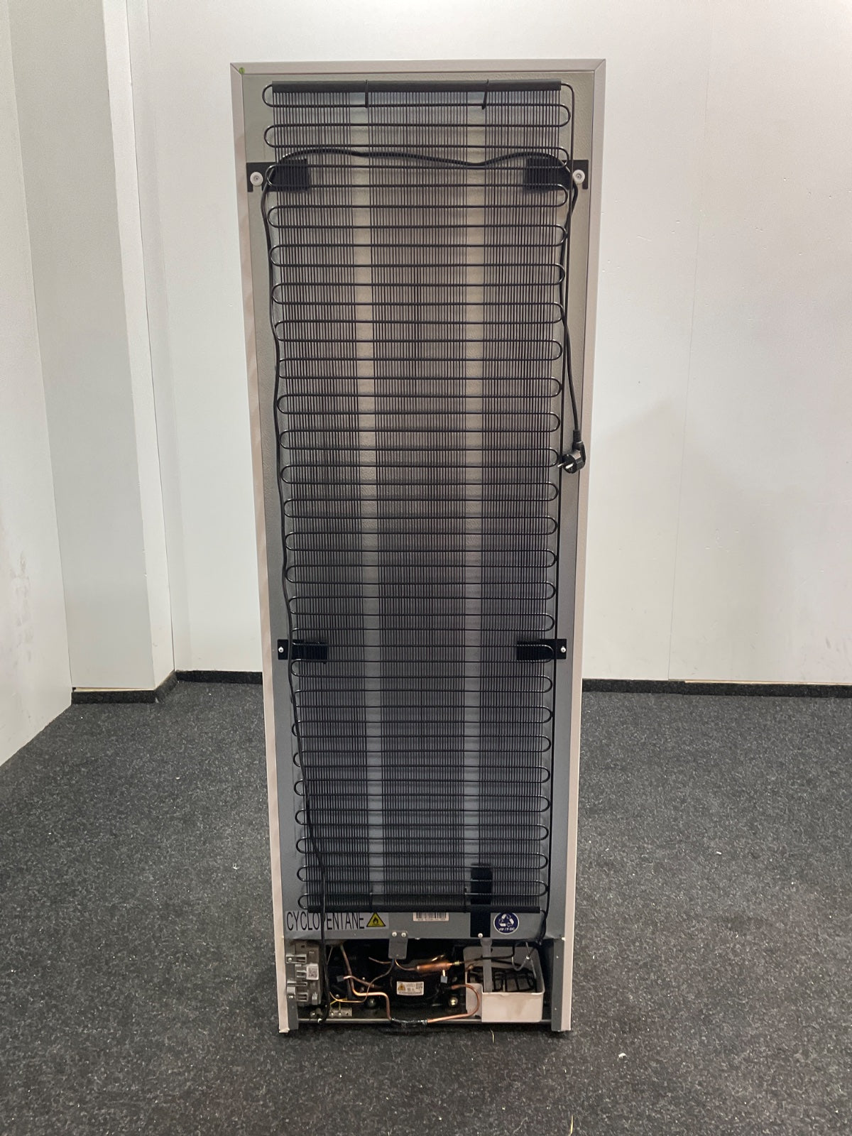 Inventum vrieskast VR1850W - Tot -15°C - Wit
