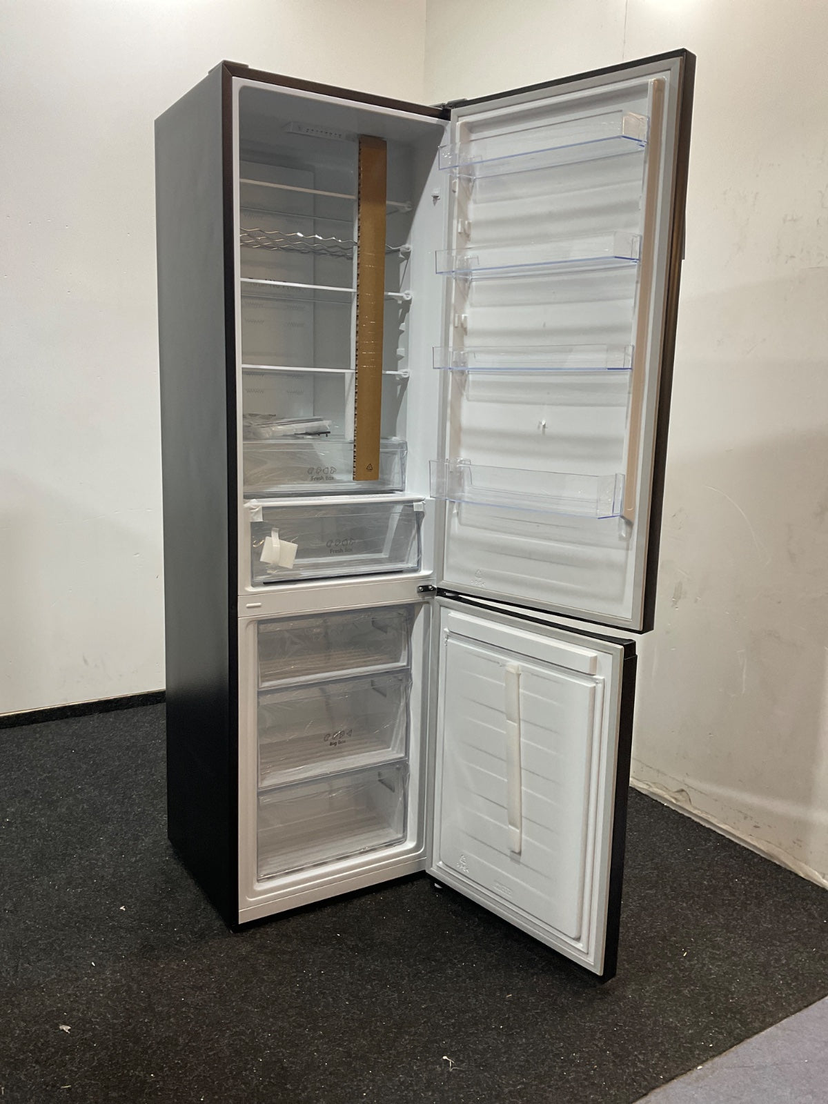 Hisense koelkast RB440N4AFC - Zwart 